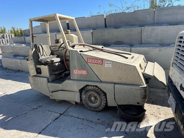 Tennant 800 Balayeuses d'intérieur