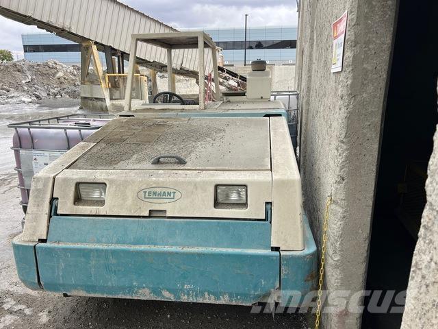 Tennant 800 Balayeuses d'intérieur