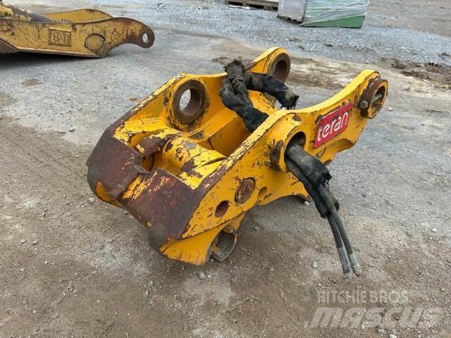 Teran TQC325 Attache rapide pour godet