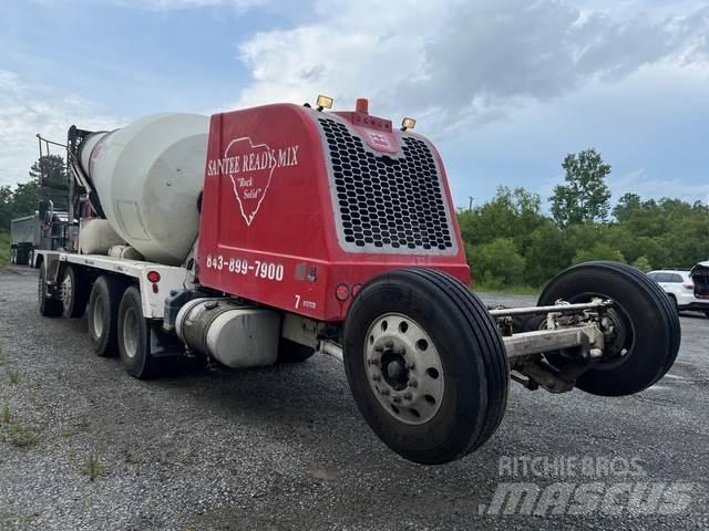 Terex Advance Autre camion