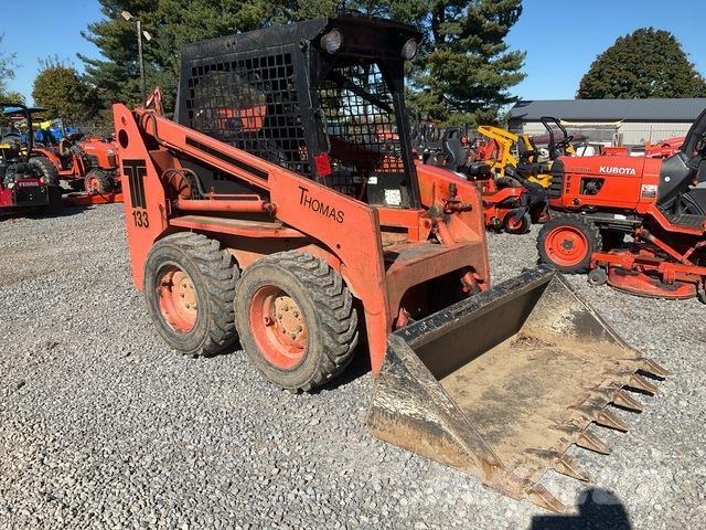 Thomas T133 Chargeuse compacte