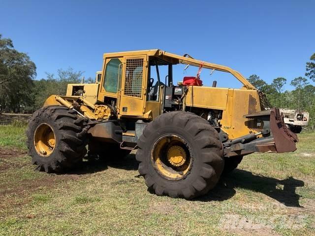 Timberjack 460 Débusqueur