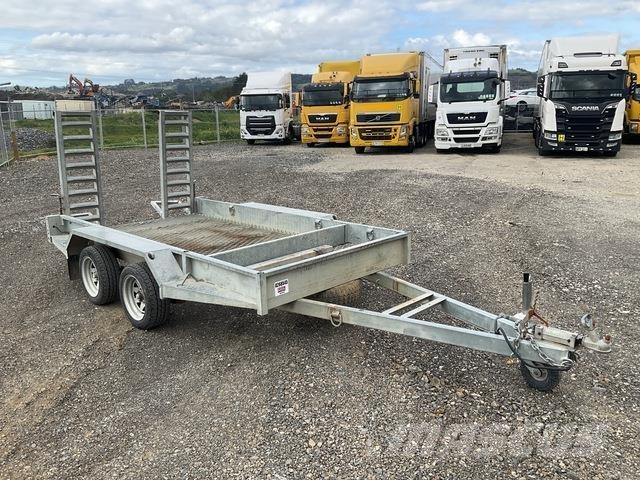 Titan  Remorque porte engin