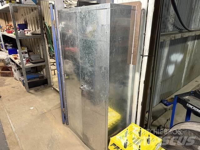  Tool Cabinet Construction - Autres