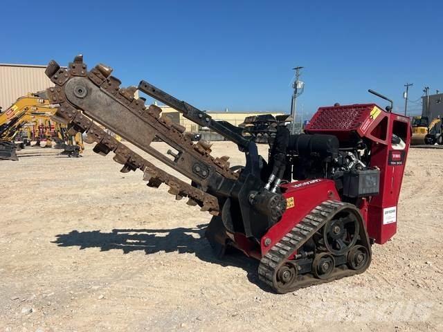 Toro TRX-300 Trancheuse