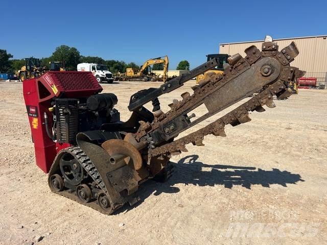 Toro TRX-300 Trancheuse