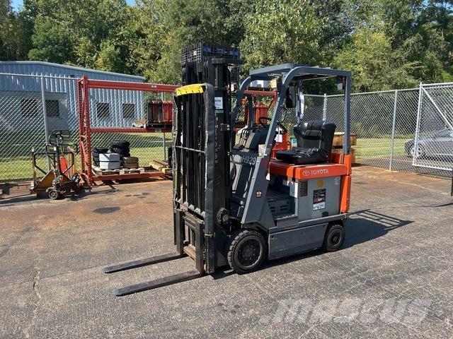Toyota 7FBCU15 Chariots élévateurs électriques