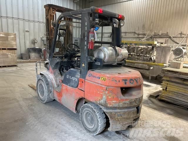 Toyota 7FGU32 Construction - Autres