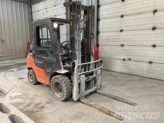 Toyota 7FGU32 Construction - Autres