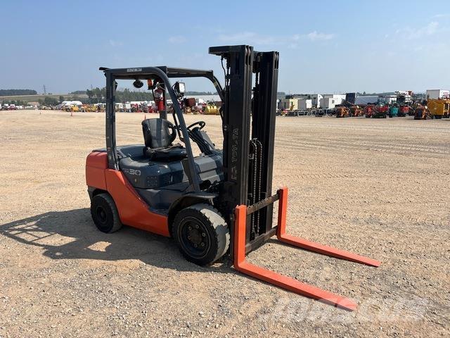 Toyota 8DFU30 Construction - Autres