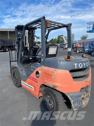 Toyota 8FD35U Autres Chariots élévateurs