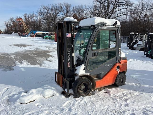 Toyota 8FDU25 Autres Chariots élévateurs