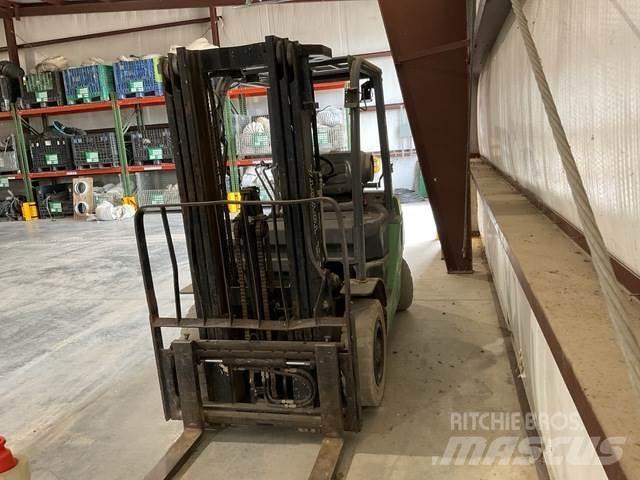 Toyota 8FGU25 Construction - Autres