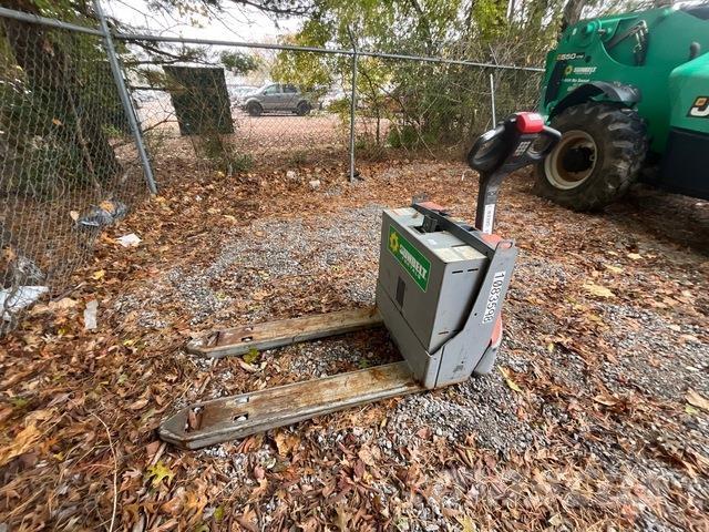 Toyota 8HBW23 Transpalette manuel