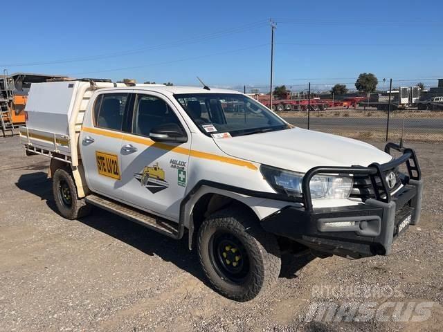Toyota Hilux Utilitaire benne
