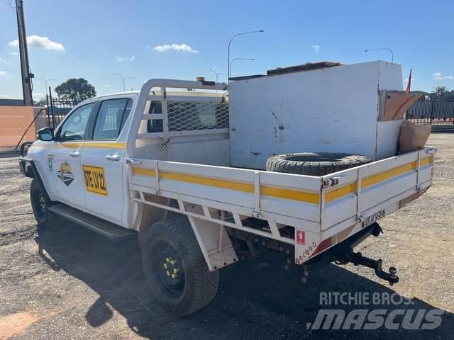 Toyota Hilux Utilitaire benne