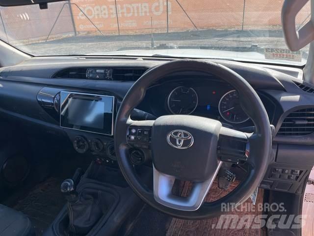 Toyota Hilux Utilitaire benne