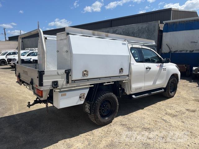 Toyota HiLux Autre fourgon / utilitaire
