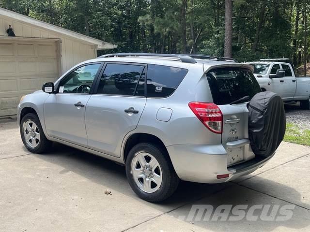 Toyota RAV4 Voiture