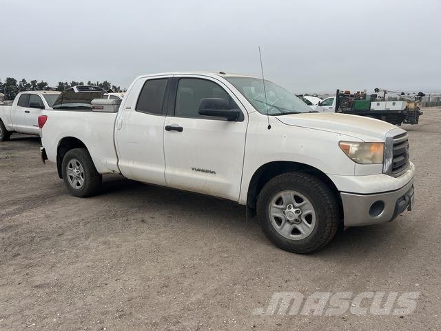 Toyota Tundra Autre fourgon / utilitaire