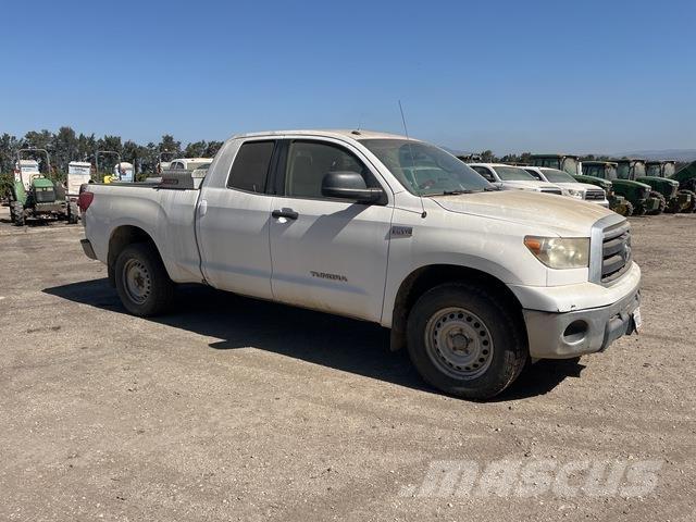 Toyota Tundra Autre fourgon / utilitaire