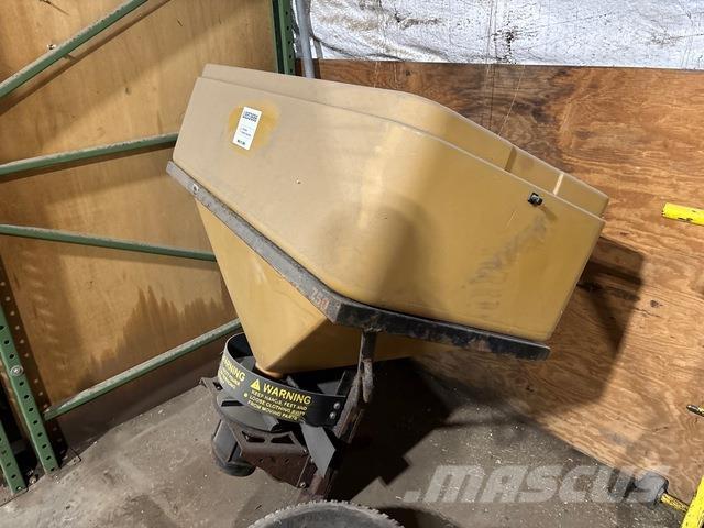  Trailhawk 750 Sableuse et saleuse