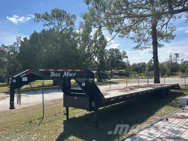 TrailMax  Remorque porte engin