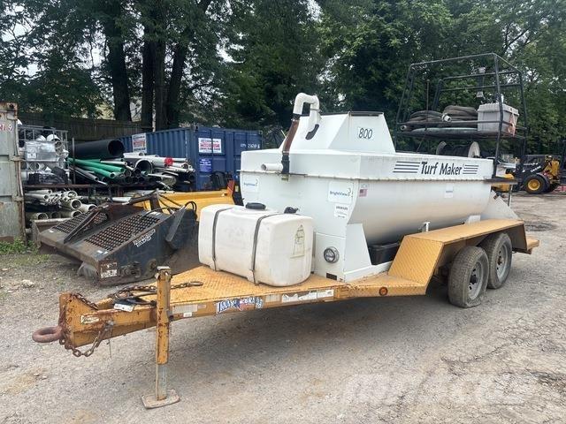 Turf Maker 800 Construction - Autres