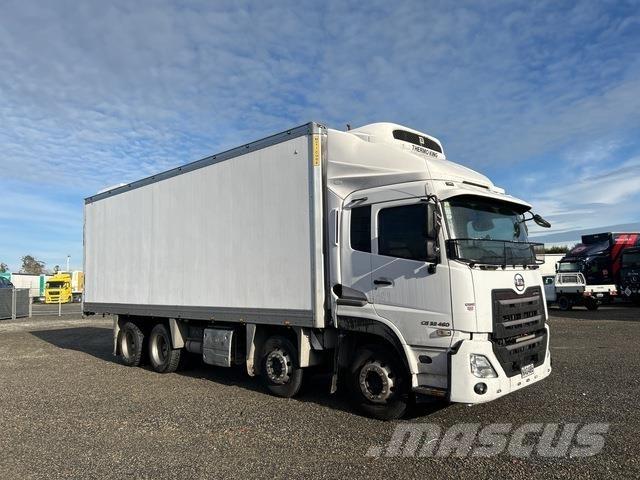 UD CG 32 460 Camion frigorifique