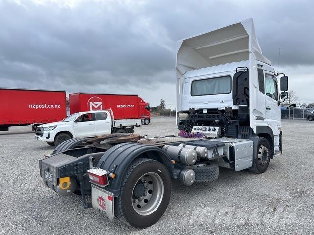 UD GK 17 420 Tracteur routier