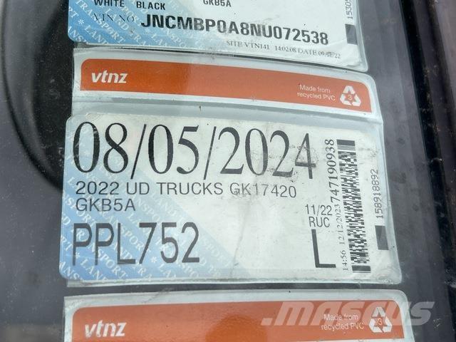 UD GK 17 420 Tracteur routier