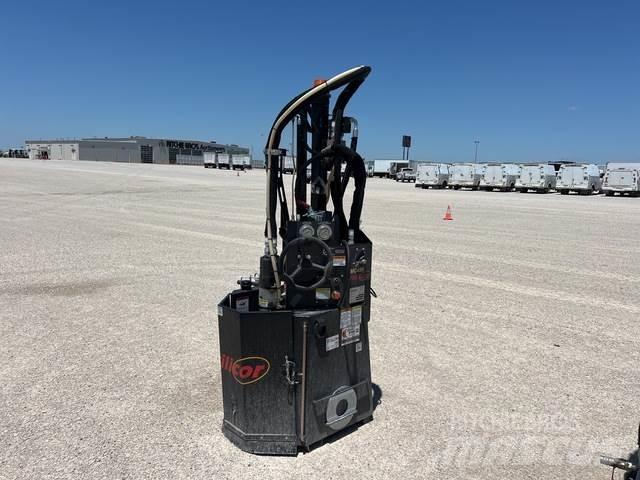  Utilicor MC450 Construction - Autres