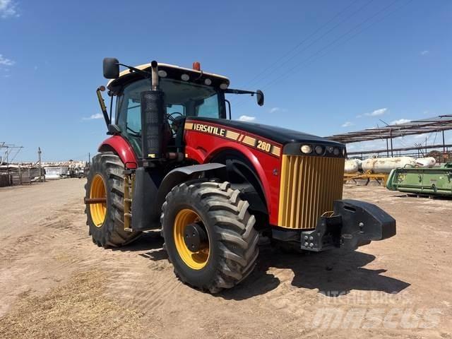Versatile 260 Tracteur