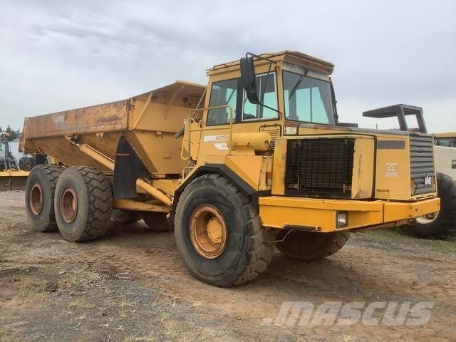 Volvo A25C Tombereau articulé