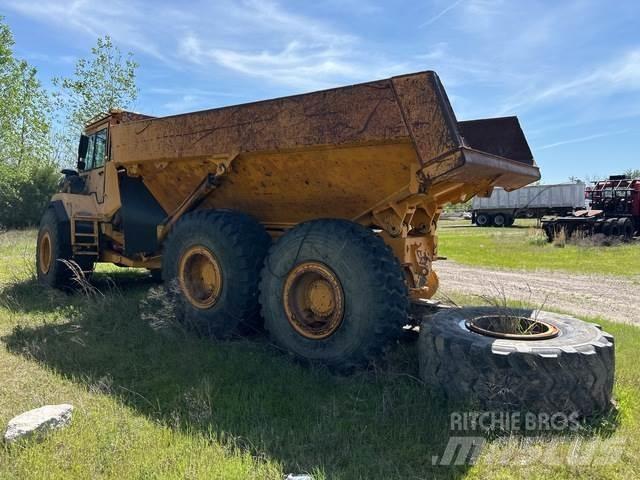 Volvo A25C 6x6 Tombereau articulé