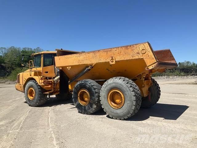 Volvo A25D Tombereau articulé