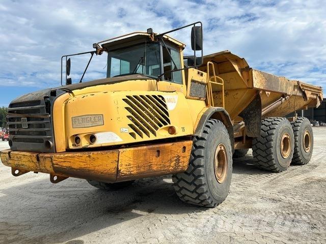 Volvo A40D Tombereau articulé