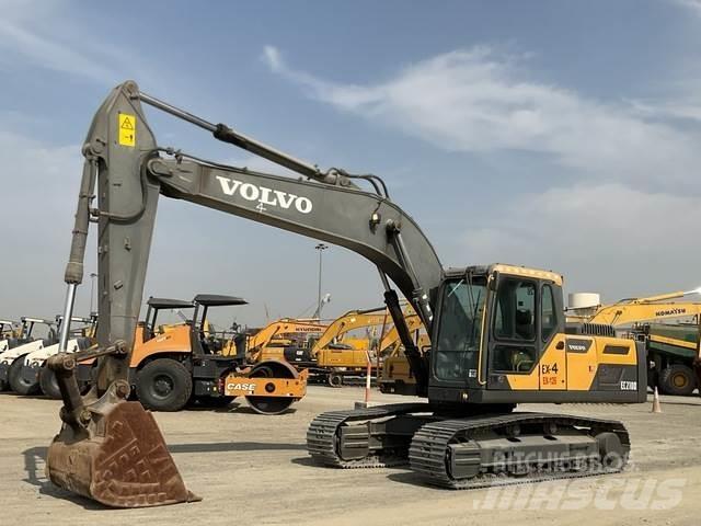 Volvo EC210D Pelle sur chenilles