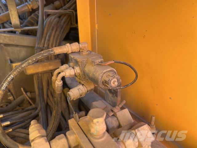 Volvo EC290BLC Pelle sur chenilles