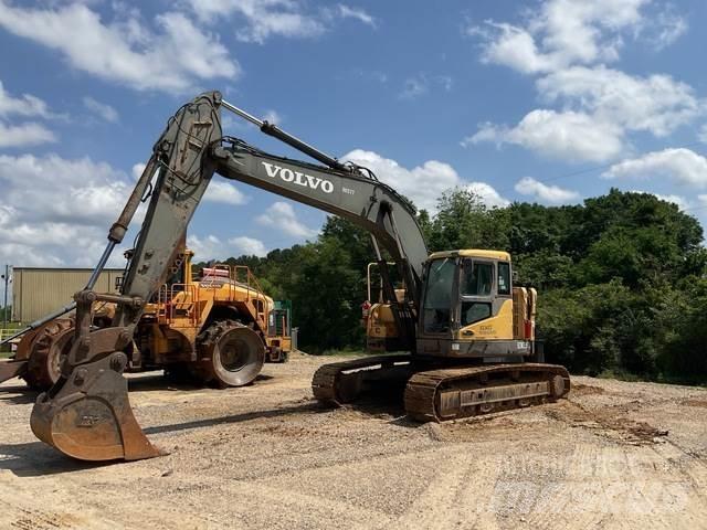 Volvo ECR235CL Pelle sur chenilles