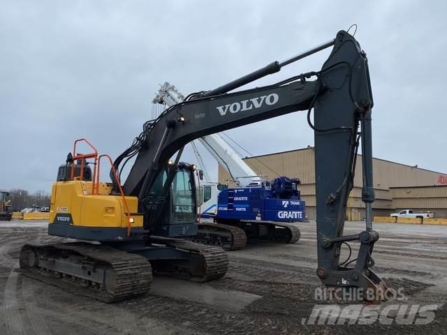 Volvo ECR235EL Pelle sur chenilles