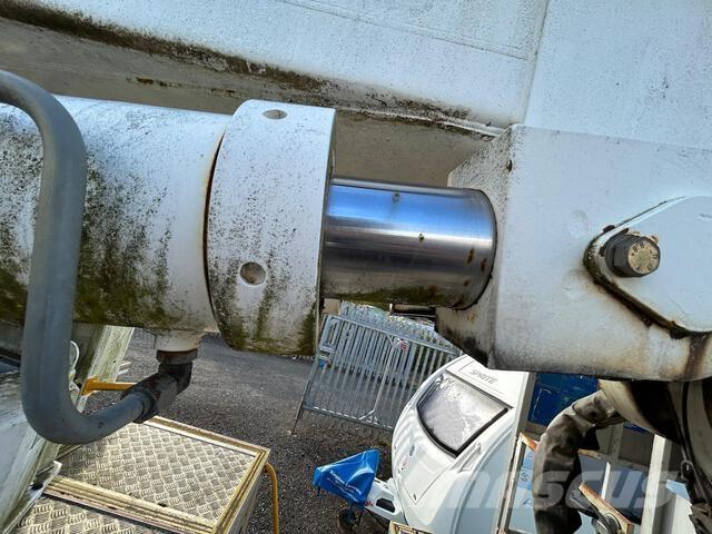 Volvo FL10 Camion nacelle