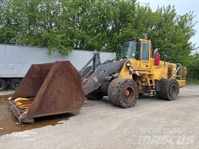 Volvo L220E Chargeuse sur pneus