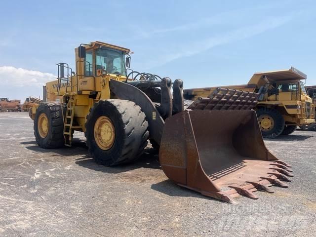 Volvo L330E Chargeuse sur pneus