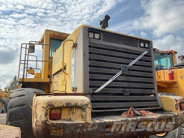 Volvo L330E Chargeuse sur pneus