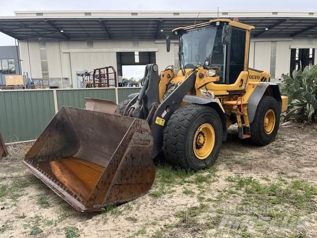 Volvo L90F Chargeuse sur pneus