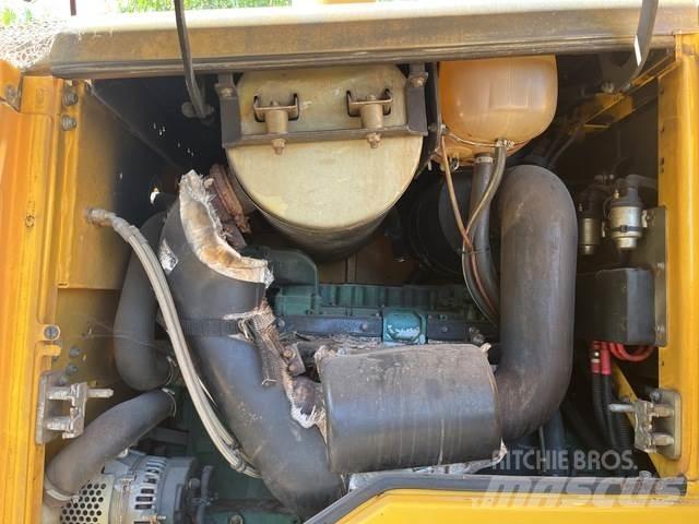 Volvo L90F Chargeuse sur pneus