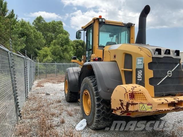 Volvo L90G Chargeuse sur pneus