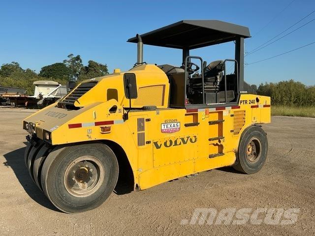Volvo PTR240 Rouleaux à pneumatiques