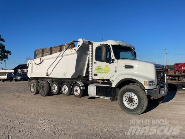Volvo VHD Camion benne